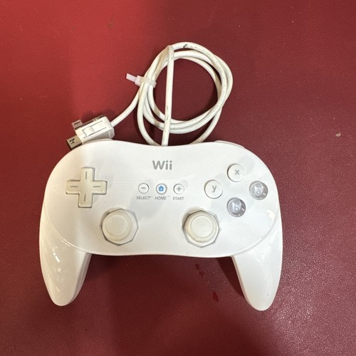 Official nintendo wii pro - nintendo,